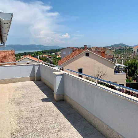 Apartments Janko Pakoštane Exterior foto